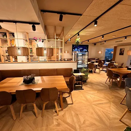 호텔 Gross Genuss 3*