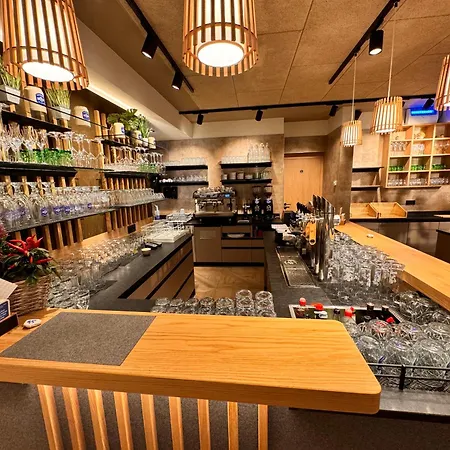 Gross Genuss 호텔 Kaibing