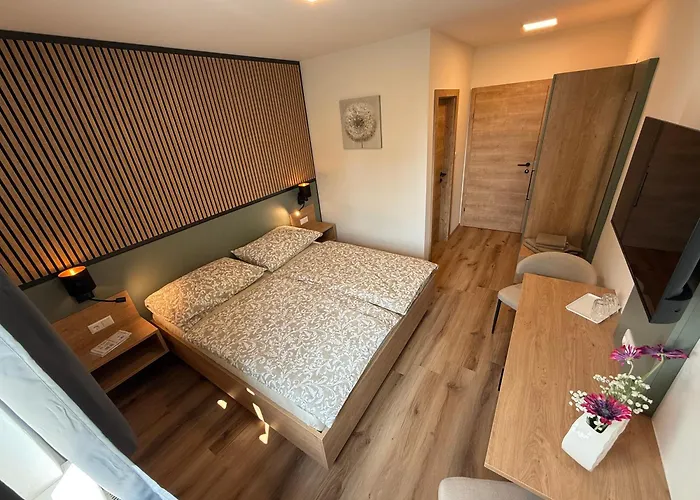 فندق Gross Genuss