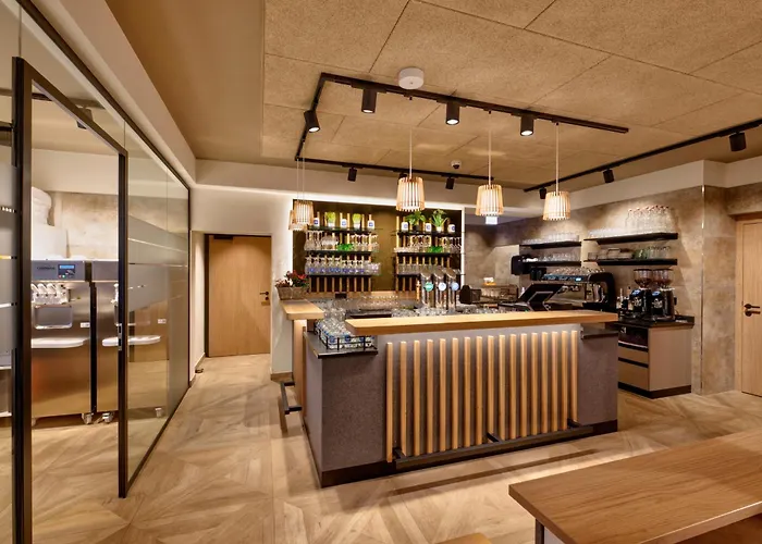 Gross Genuss 酒店 3*