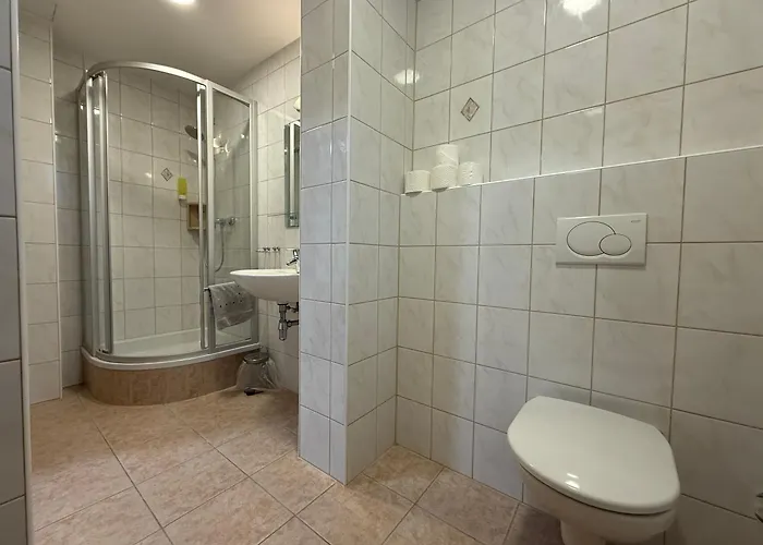 Gross Genuss فندق 3*